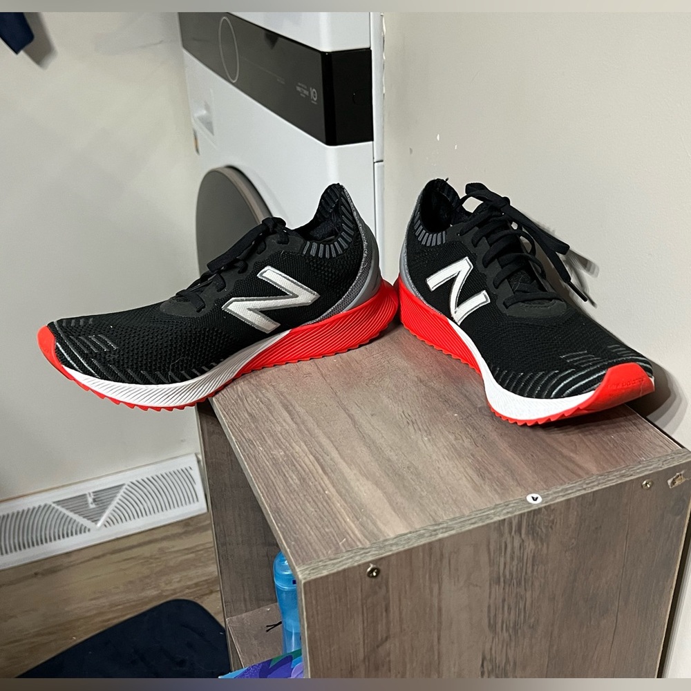 New Balance FuelCell Echo MFCECCN